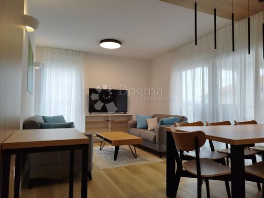 Piso / Apartamento en Malinska, Malinska-Dubašnica