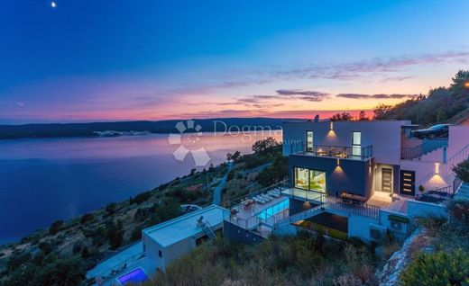 Casa de lujo en Omiš, Grad Omiš