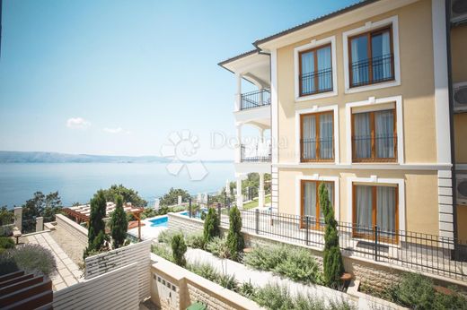 Piso / Apartamento en Novi Vinodolski, Primorje - Gorski Kotar