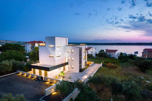 Apartment for sale in Rab