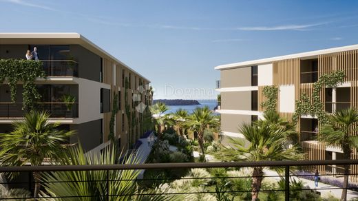 Apartment / Etagenwohnung in Medulin, Istria