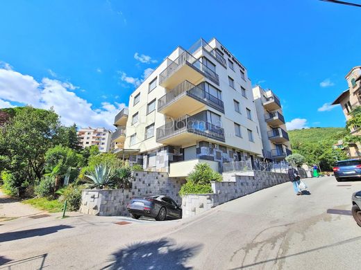 Piso / Apartamento en Opatija, Grad Opatija