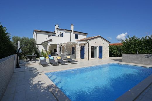 Casa di lusso a Parenzo, Grad Poreč