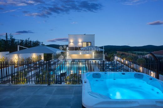 Luxe woning in Sveti Lovreč, Istria