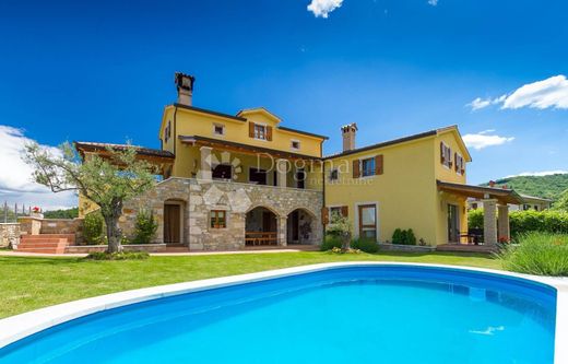 Casa de lujo en Pazin, Grad Pazin