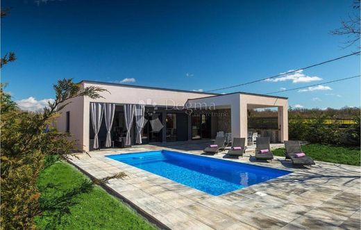 Πολυτελή κατοικία σε Svetvinčenat, Istria