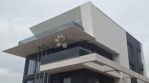 Apartment in Omišalj, Primorsko-Goranska