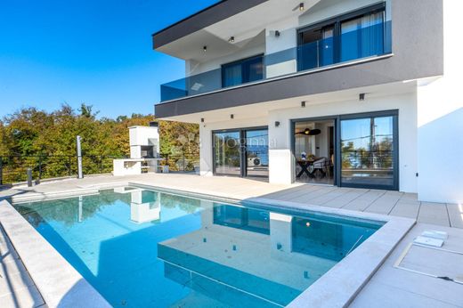 ﺷﻘﺔ ﻓﻲ Kostrena, Primorsko-Goranska