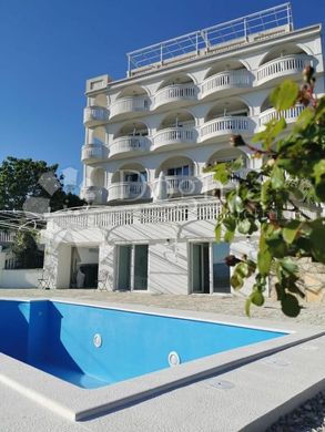 Πολυτελή κατοικία σε Novi Vinodolski, Primorsko-Goranska