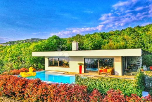 Πολυτελή κατοικία σε Kostrena, Primorsko-Goranska