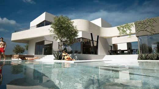 Luxe woning in Vodice, Sibenik-Knin