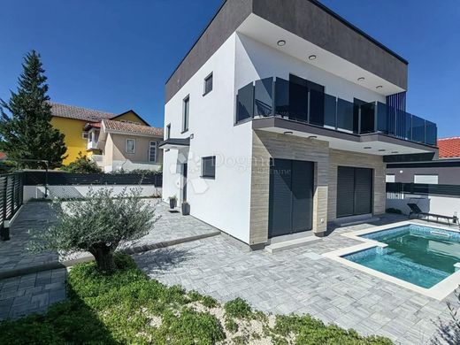 Casa de lujo en Vir, Zadar