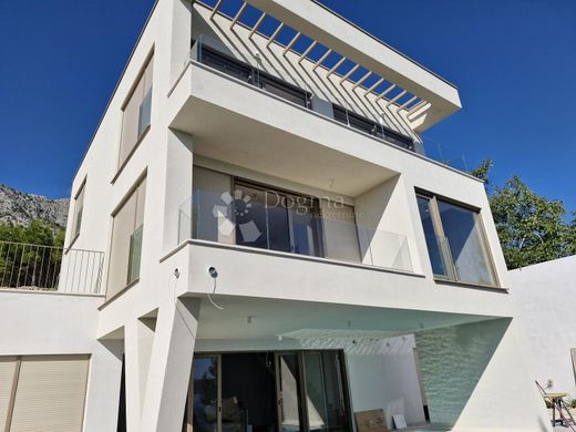 Casa de lujo en Omiš, Grad Omiš