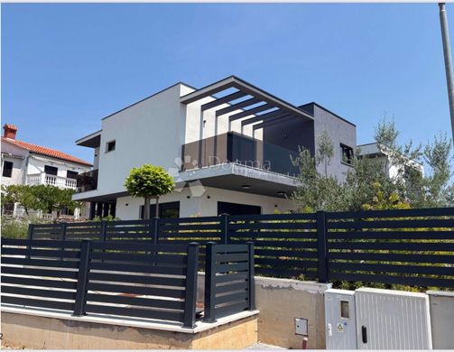 Casa de lujo en Krk, Grad Krk