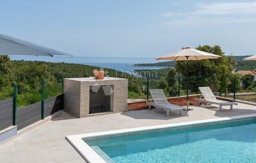 Элитный дом, Marčana, Istria