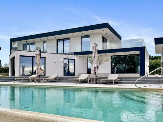 ‏בתי יוקרה ב  Kaštelir, Kaštelir-Labinci