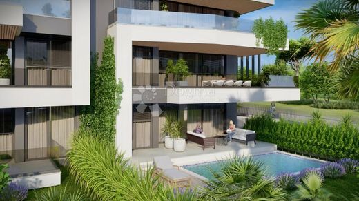 Apartment / Etagenwohnung in Rovinj, Grad Rovinj