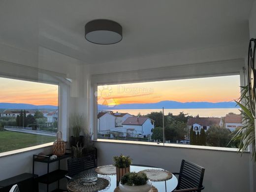 Piso / Apartamento en Malinska, Malinska-Dubašnica