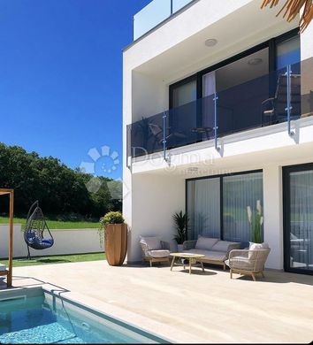 Πολυτελή κατοικία σε Poreč, Grad Poreč