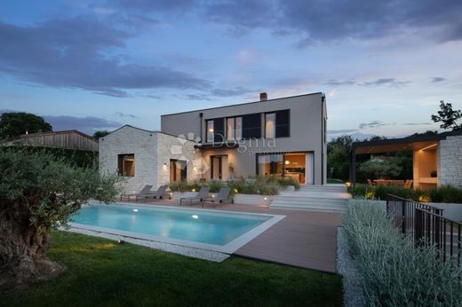 Luxury home in Vrsar, Vrsar-Orsera