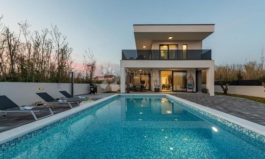 Luxury home in Privlaka, Zadar