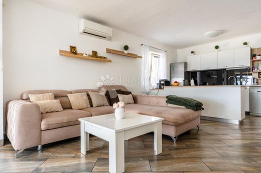 ﺷﻘﺔ ﻓﻲ Crikvenica, Grad Crikvenica