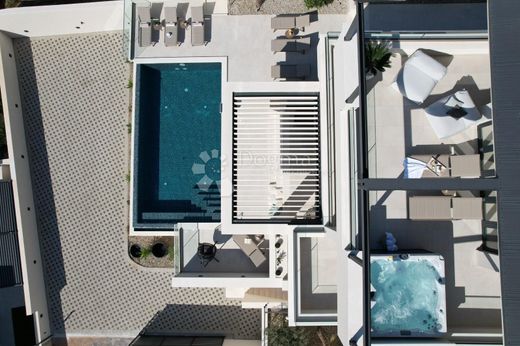 Casa de lujo en Podstrana, Split-Dalmatia