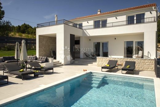 Šibenik, Grad Šibenikの高級住宅