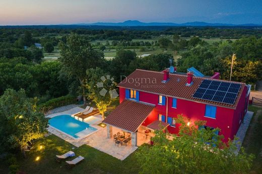 Luxe woning in Barban, Istria