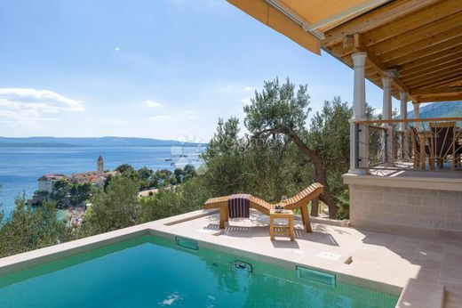 Luxury home in Bol, Split-Dalmatia