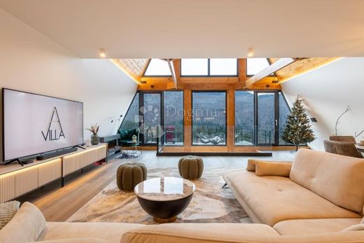 Casa de lujo en Delnice, Grad Delnice