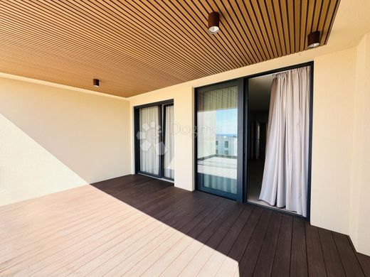 Apartment in Novigrad, Novigrad-Cittanova