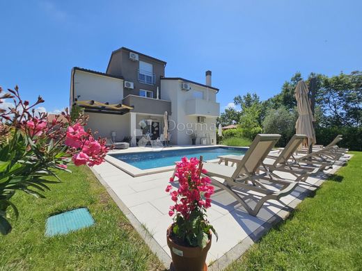 Casa de lujo en Novigrad, Novigrad-Cittanova