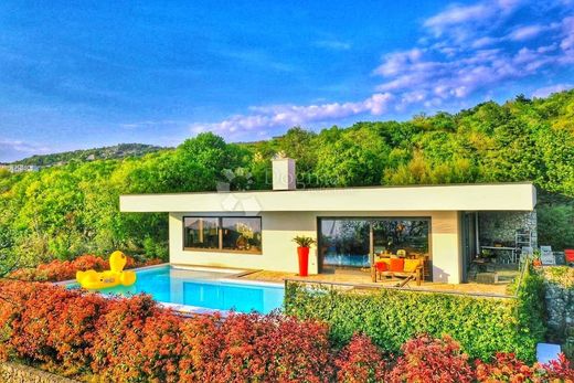 Casa di lusso a Kostrena, Primorsko-Goranska