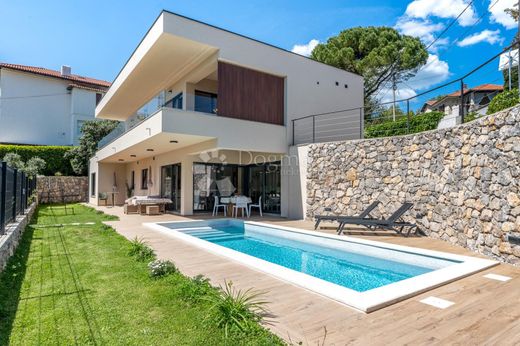 Элитный дом, Matulji, Primorsko-Goranska