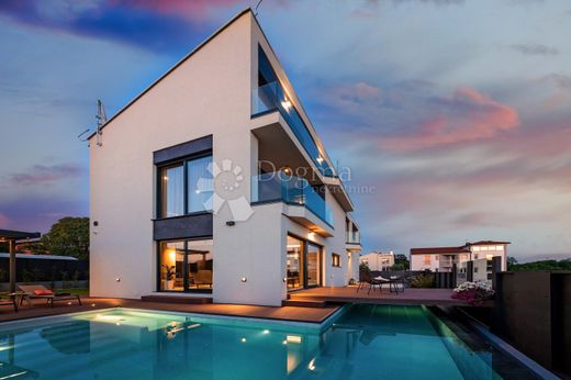 Luxury home in Poreč, Grad Poreč