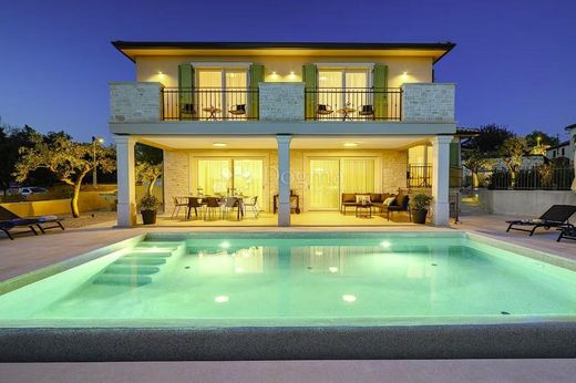 Casa di lusso a Parenzo, Grad Poreč