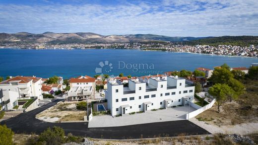 Maison de luxe à Trogir, Grad Trogir