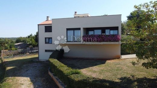 Casa di lusso a Parenzo, Grad Poreč