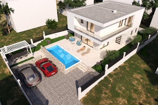 Casa de lujo en Šibenik, Grad Šibenik