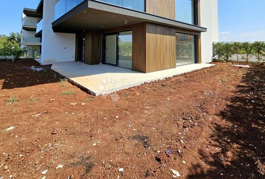 ﺷﻘﺔ ﻓﻲ Umag, Grad Umag