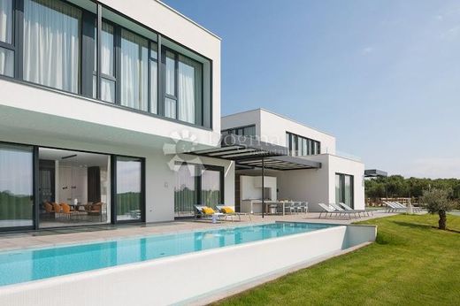 Luxus-Haus in Bale, Bale-Valle