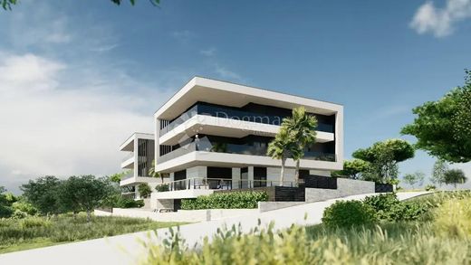 Apartment / Etagenwohnung in Medulin, Istria