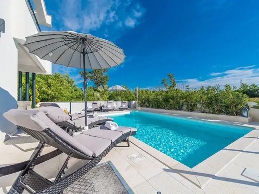Luxury home in Privlaka, Zadar