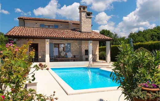 Casa de lujo en Tinjan, Istria