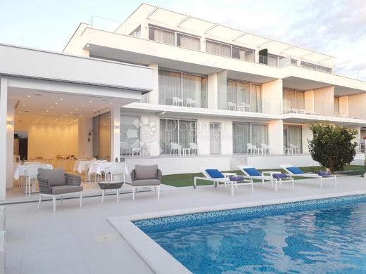 Hotel for sale in Zadar