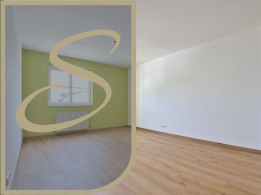 Büro in Vöcklabruck, Politischer Bezirk Vöcklabruck