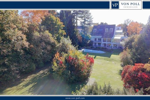 Villa en Erlangen, Franconia Media