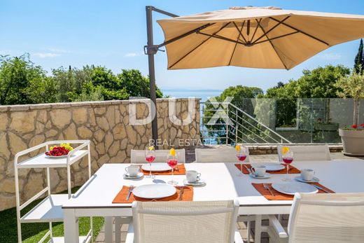 Piso / Apartamento en Lovran, Primorje - Gorski Kotar