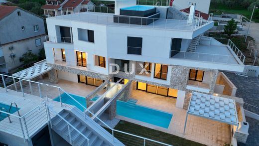 Casa di lusso a Zara, Zadar